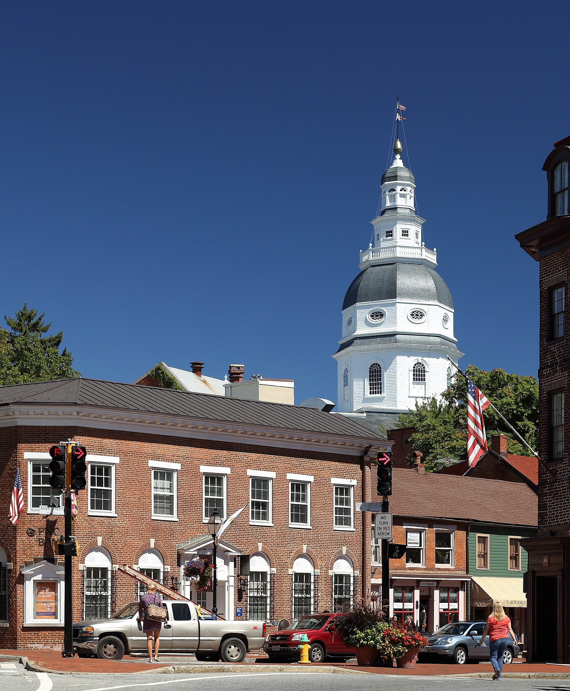The Maryland State House in Annapolis seen from Church Circle
